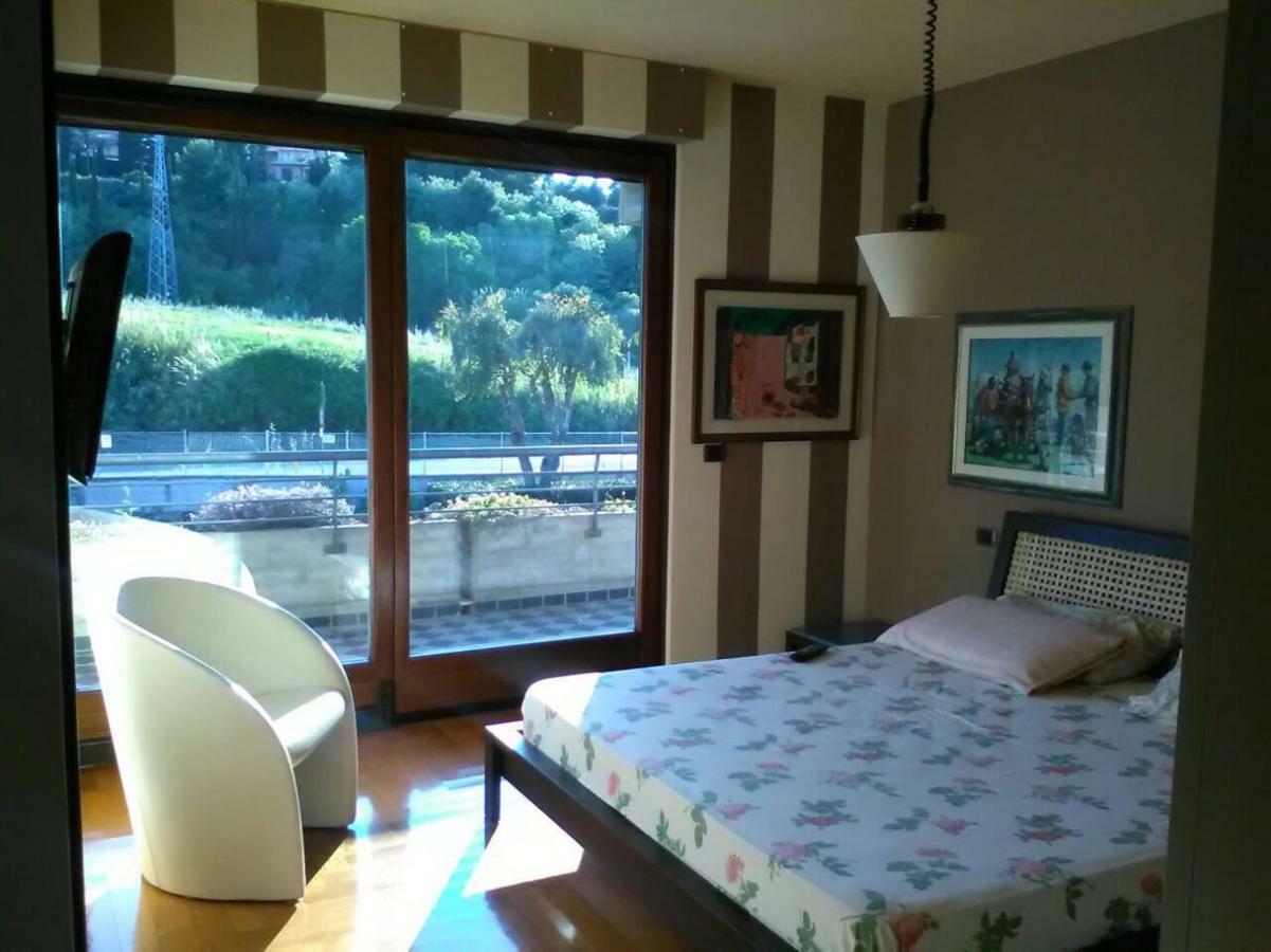 Villa Angela Σαν Μπενεντέτο ντελ Τρόντο Εξωτερικό φωτογραφία